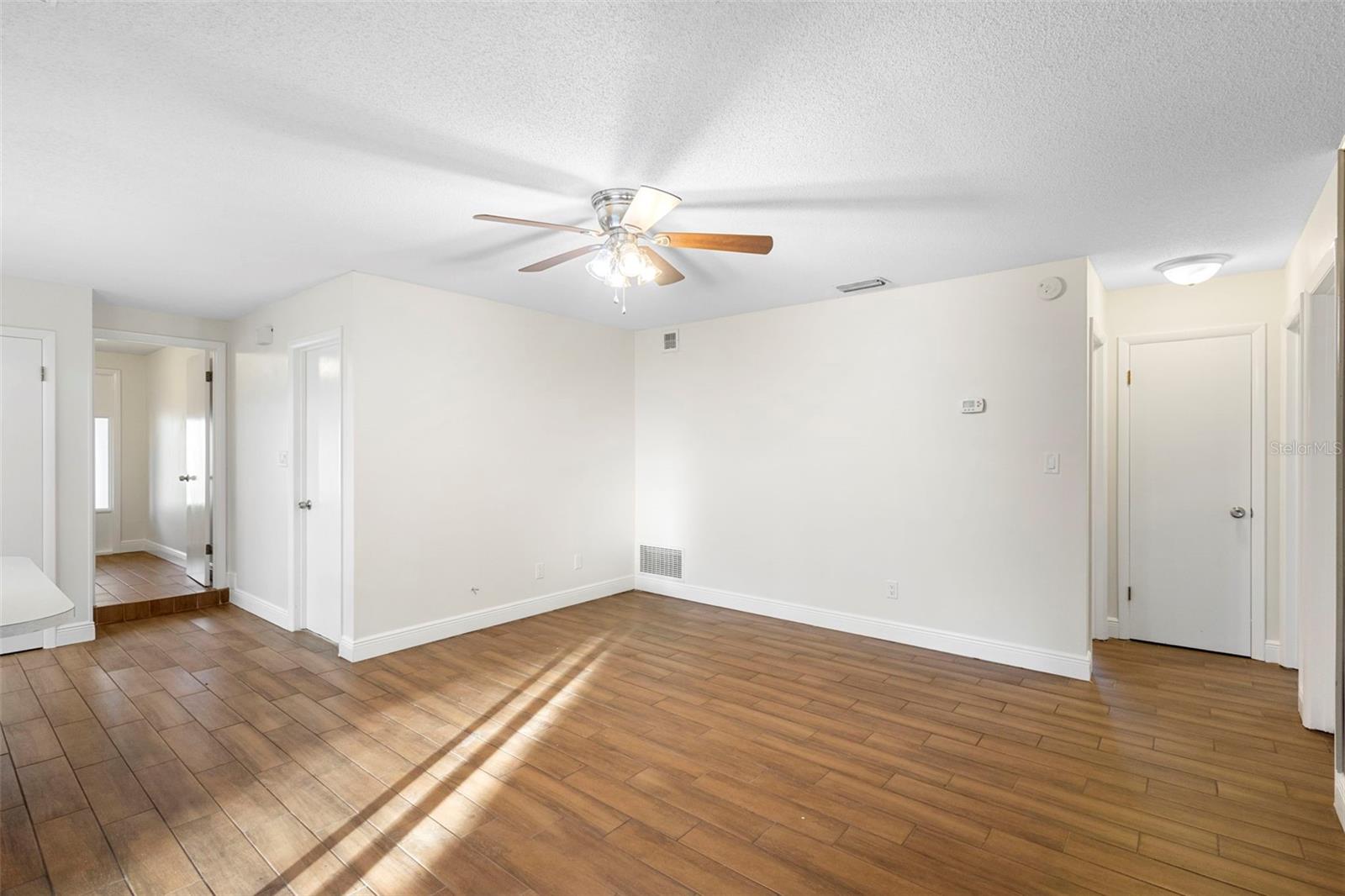 Image 24 of 45 For 138 Meadowlark Drive