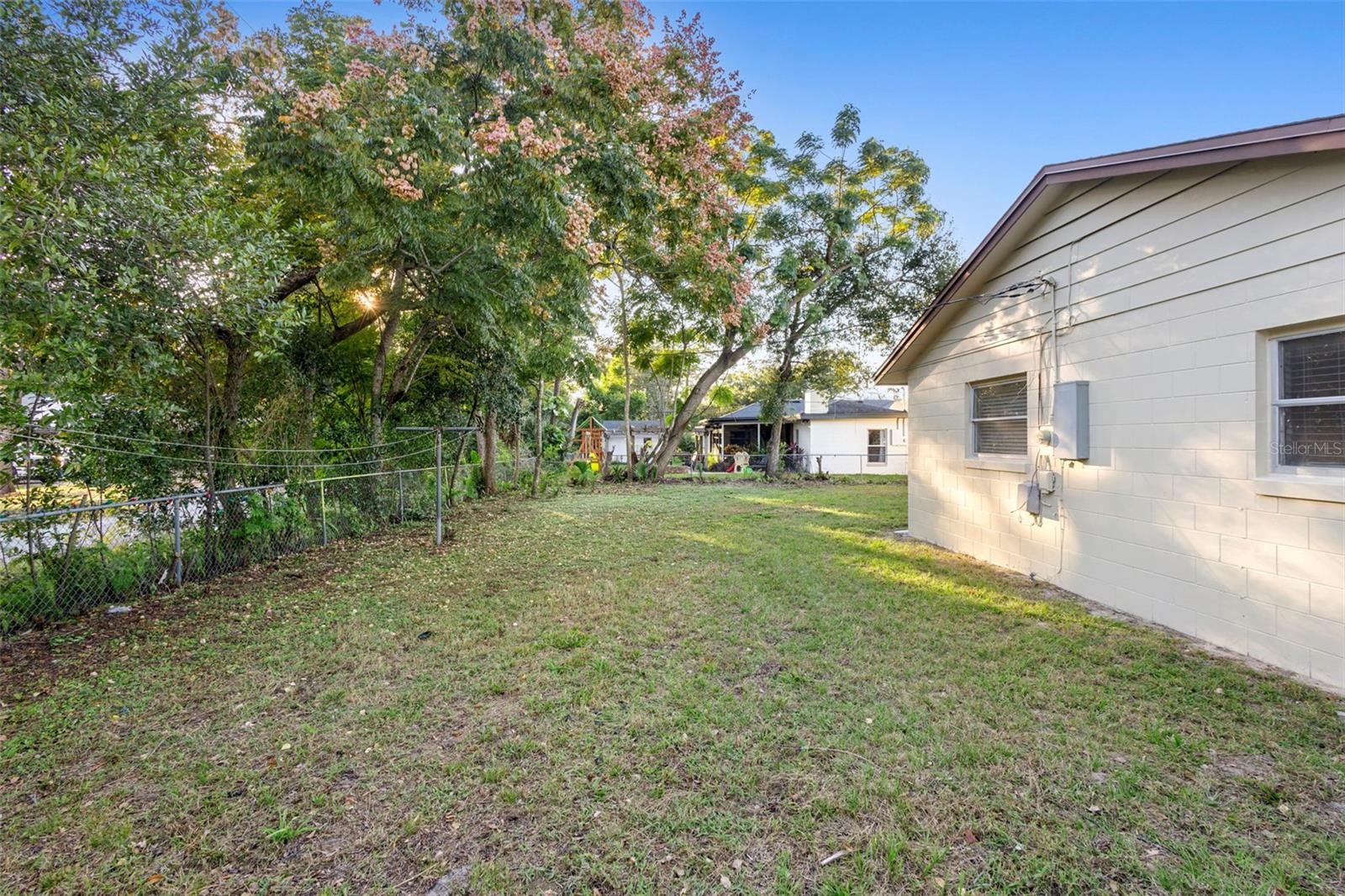 Image 38 of 45 For 138 Meadowlark Drive