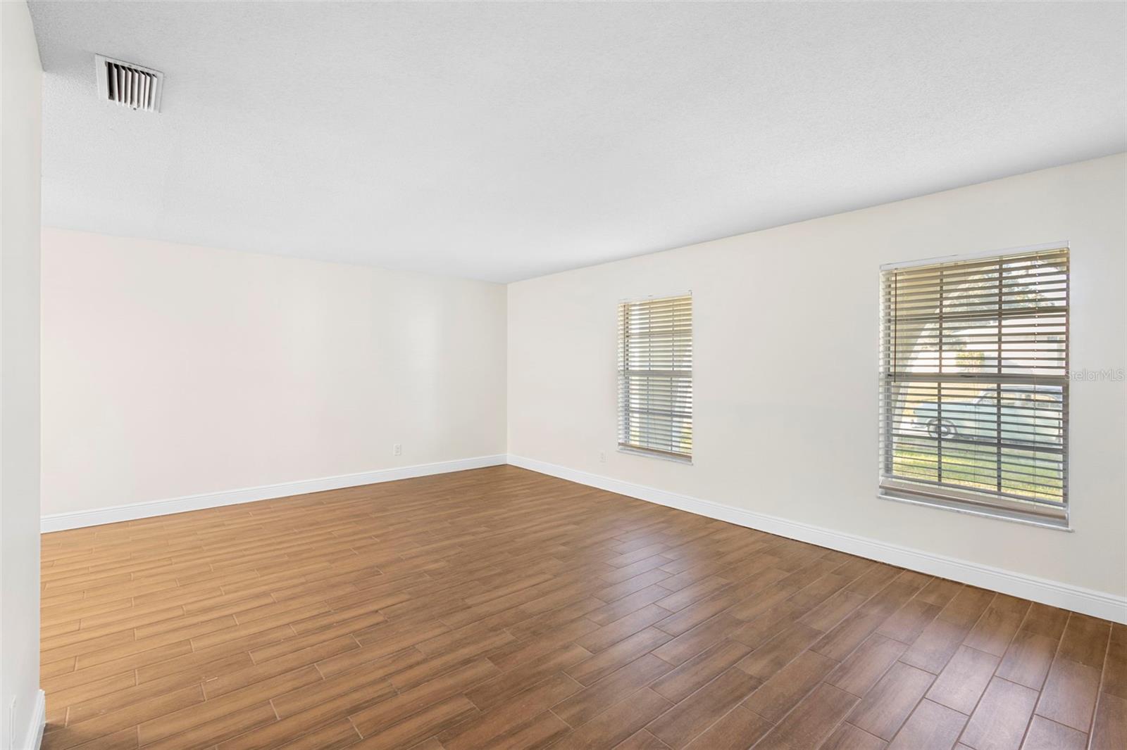 Image 7 of 45 For 138 Meadowlark Drive