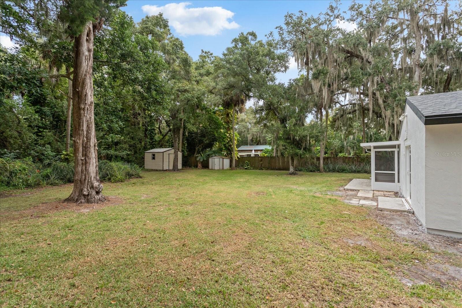 Image 22 of 24 For 781 Riviera Drive Ne