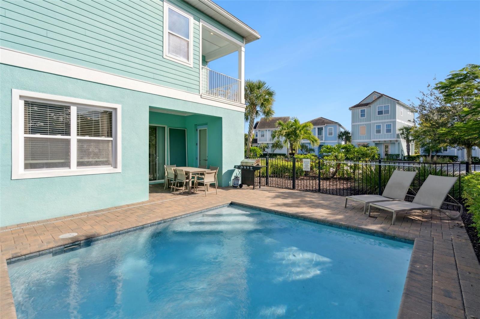 Image 10 of 30 For 8082 Knee Deep Road