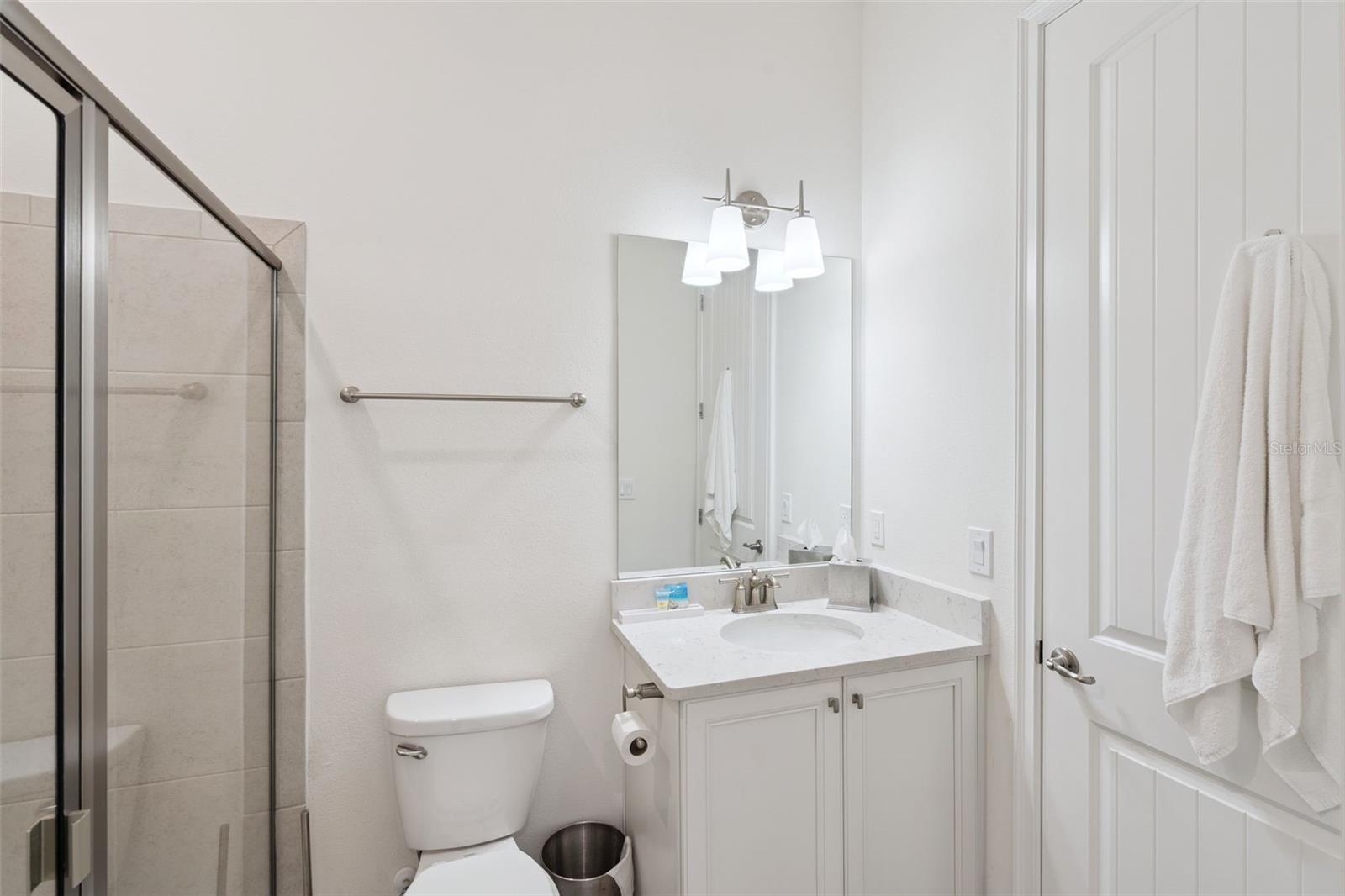 Image 13 of 30 For 8082 Knee Deep Road