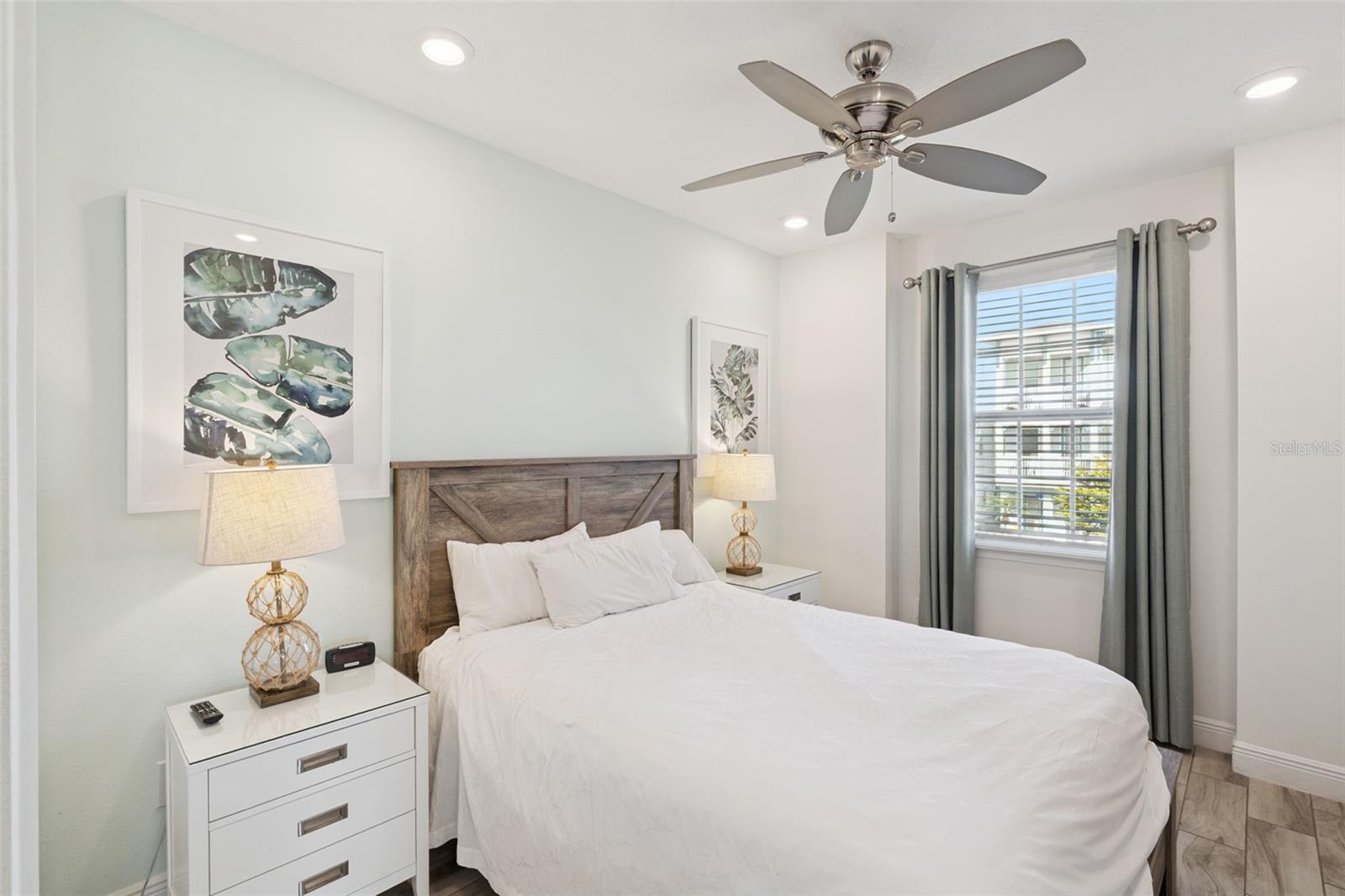 Image 14 of 30 For 8082 Knee Deep Road