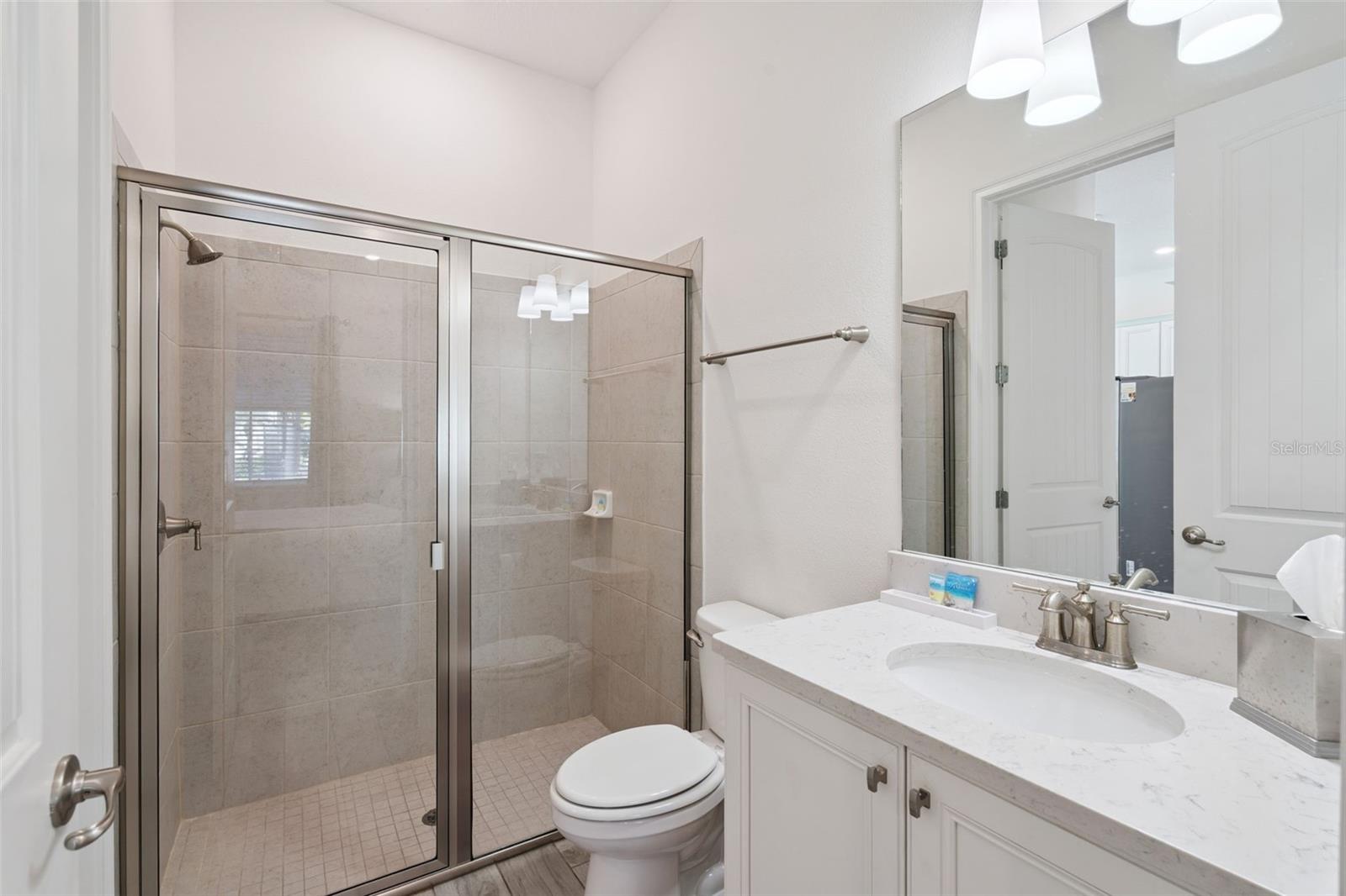 Image 20 of 30 For 8082 Knee Deep Road