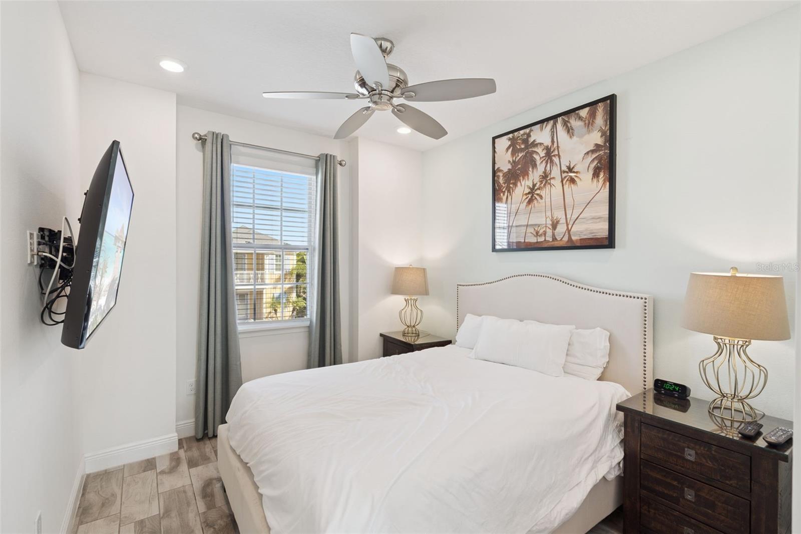 Image 24 of 30 For 8082 Knee Deep Road