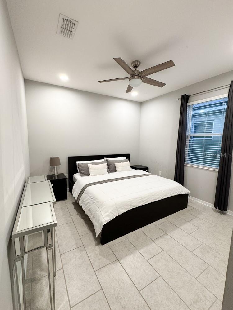 Image 3 of 19 For 1738 Farmstead Lane