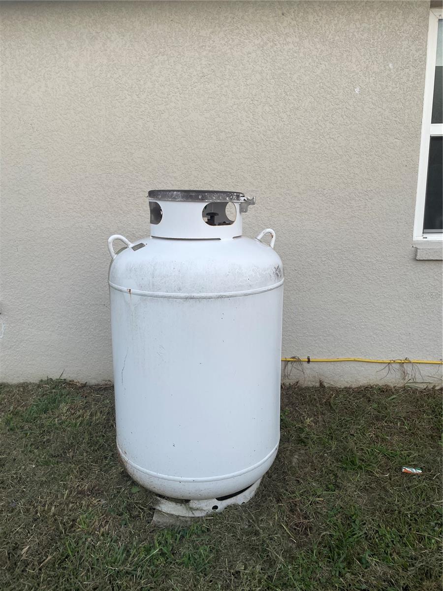 Image 20 of 24 For 3883 99th Street