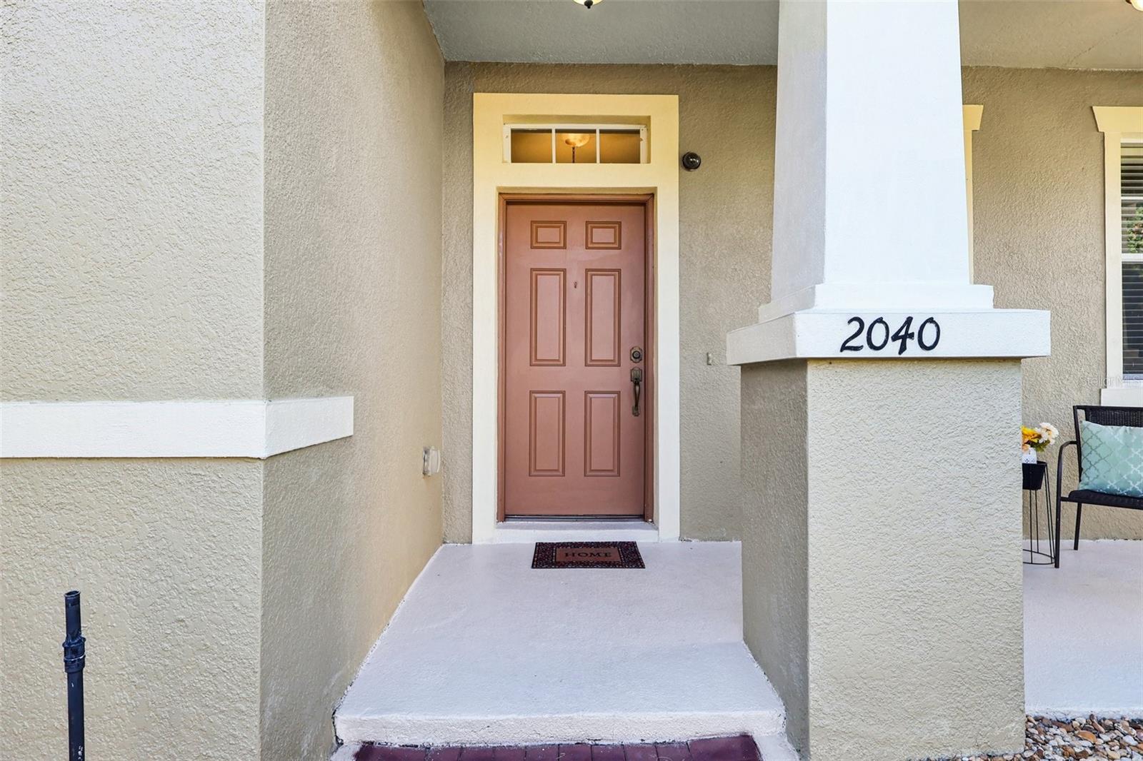 Listing photo id 1 for 2040 Manhattan Lane