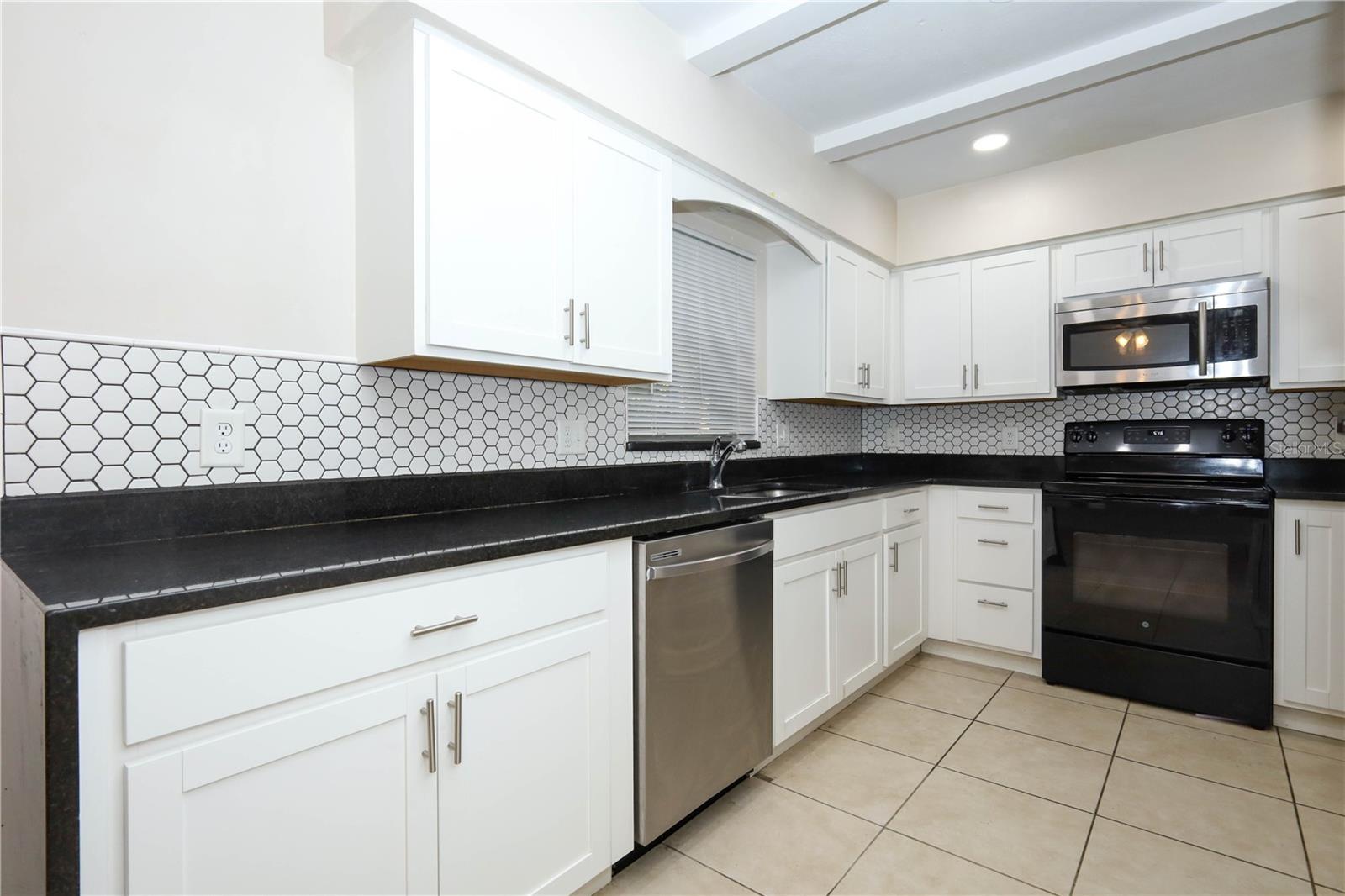 Image 12 of 37 For 2900 Brantley Hills Court