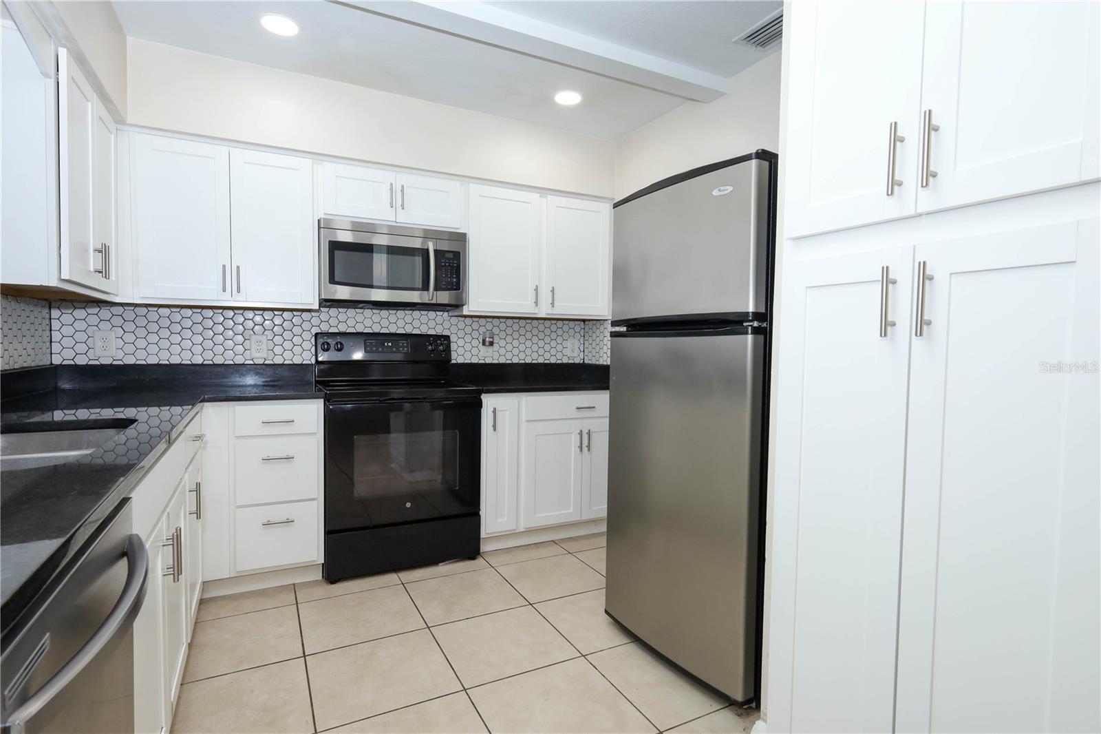 Image 13 of 37 For 2900 Brantley Hills Court