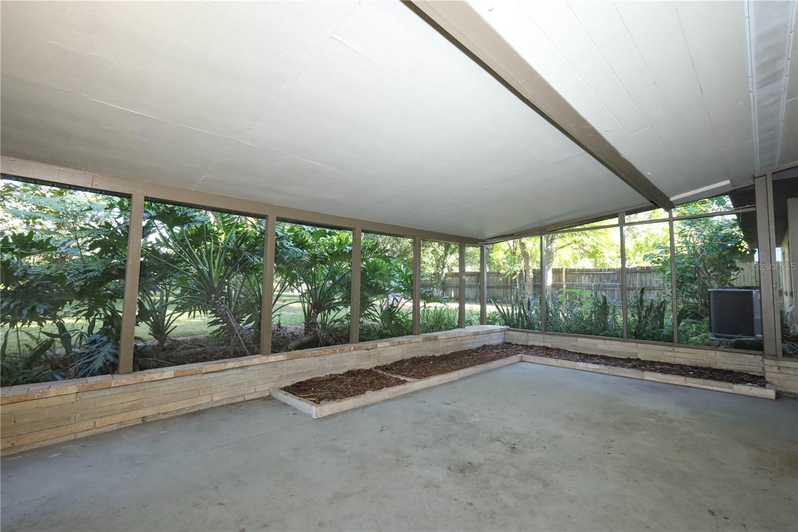 Image 26 of 37 For 2900 Brantley Hills Court