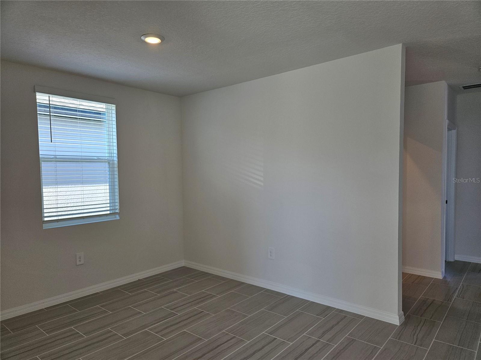 Image 12 of 51 For 878 Sand Sea Place