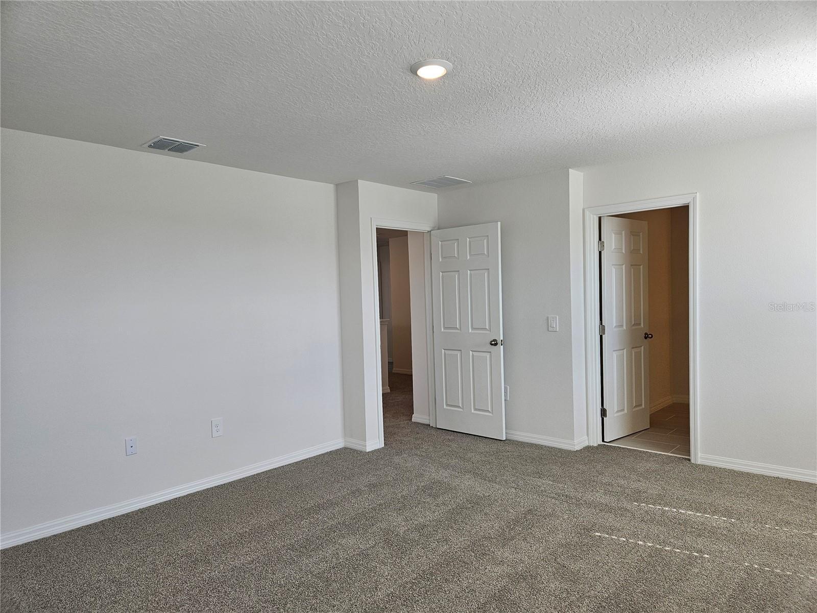 Image 24 of 51 For 878 Sand Sea Place