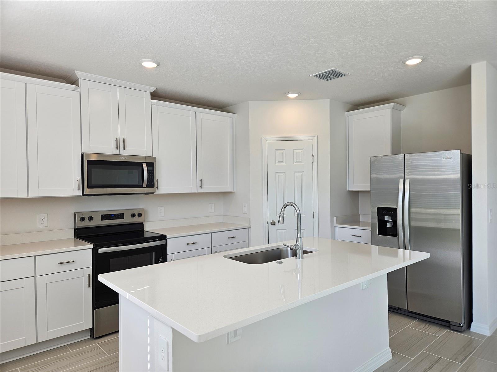 Image 5 of 51 For 878 Sand Sea Place