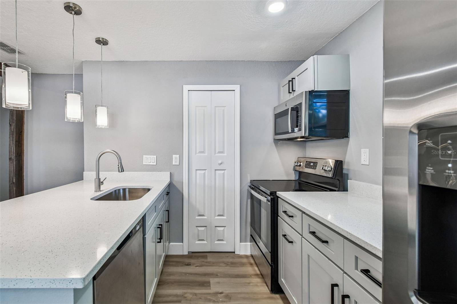 Image 18 of 58 For 3206 29th Street