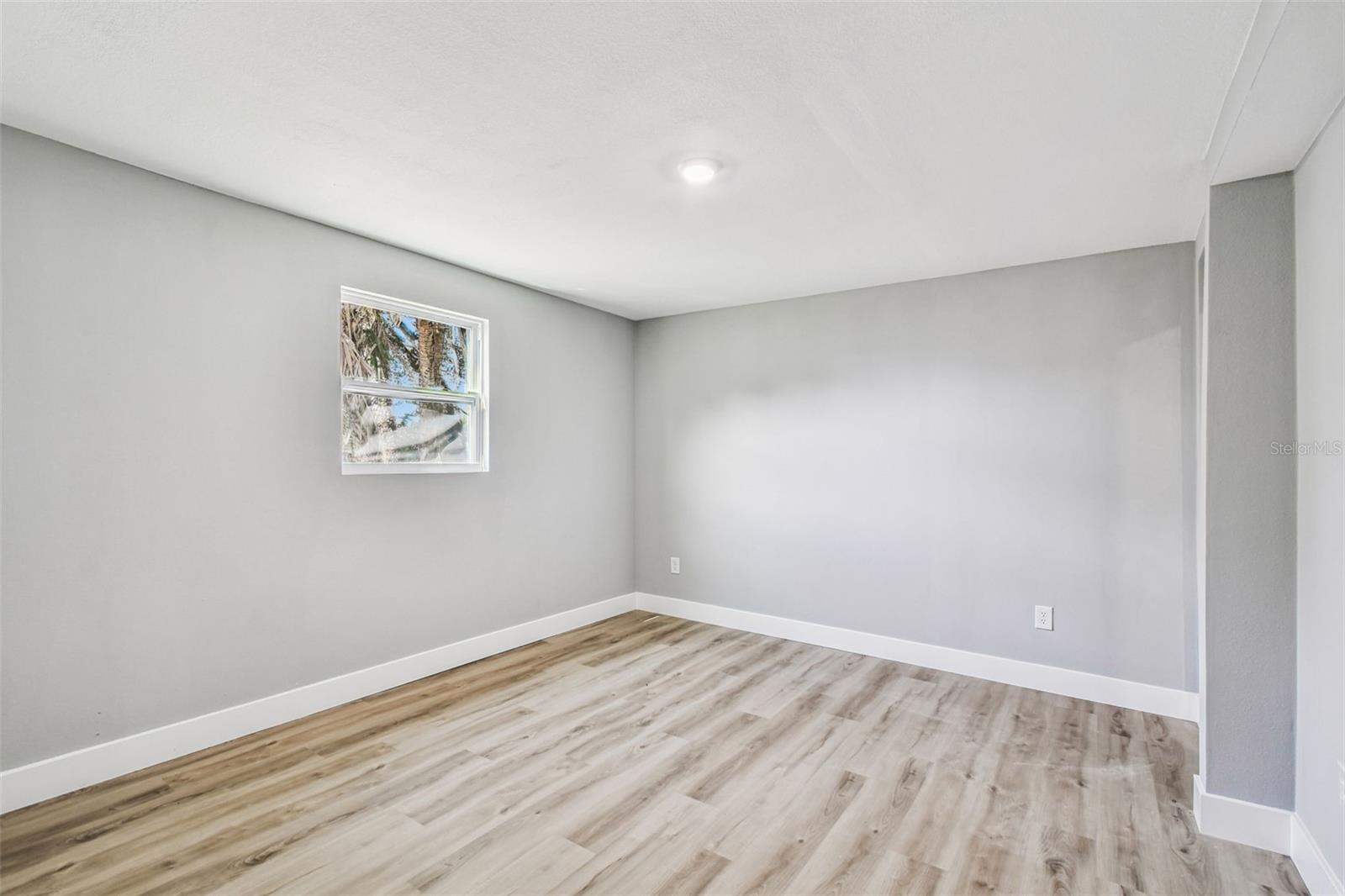 Image 23 of 58 For 3206 29th Street