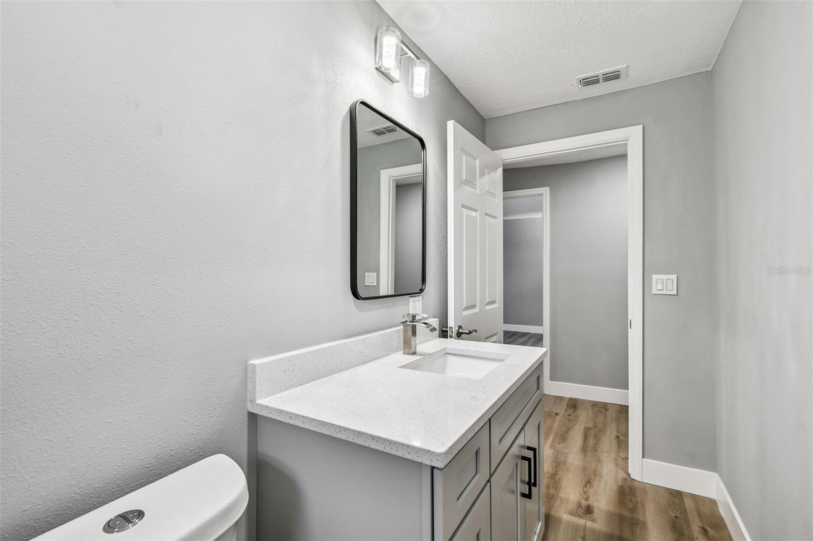 Image 29 of 58 For 3206 29th Street