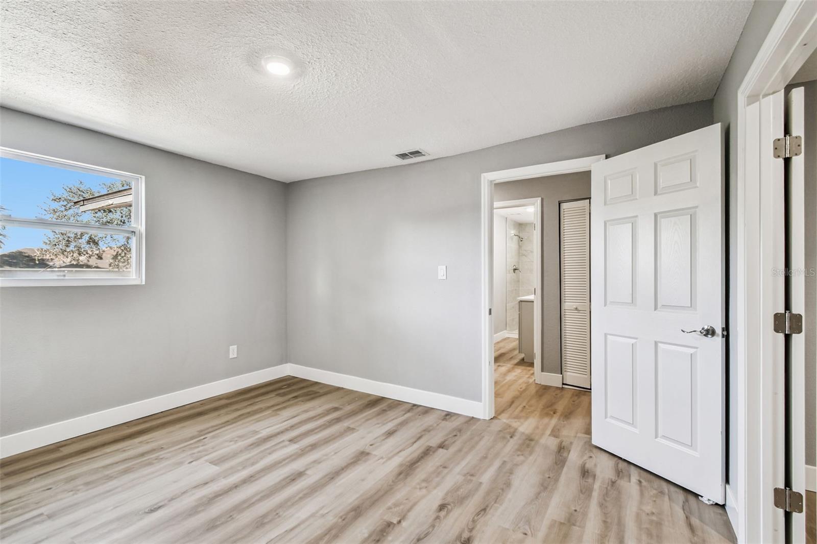 Image 32 of 58 For 3206 29th Street