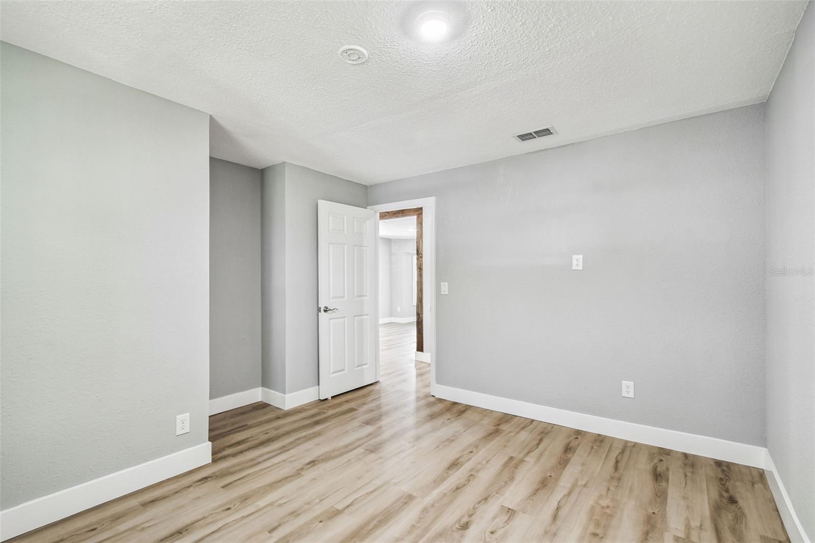 Image 39 of 58 For 3206 29th Street