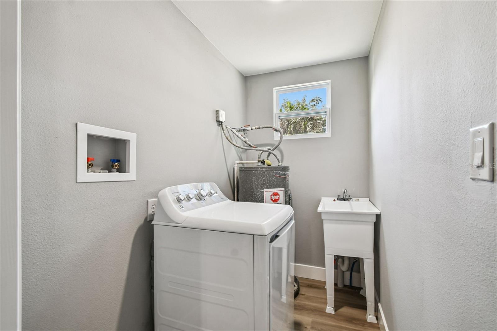 Image 41 of 58 For 3206 29th Street