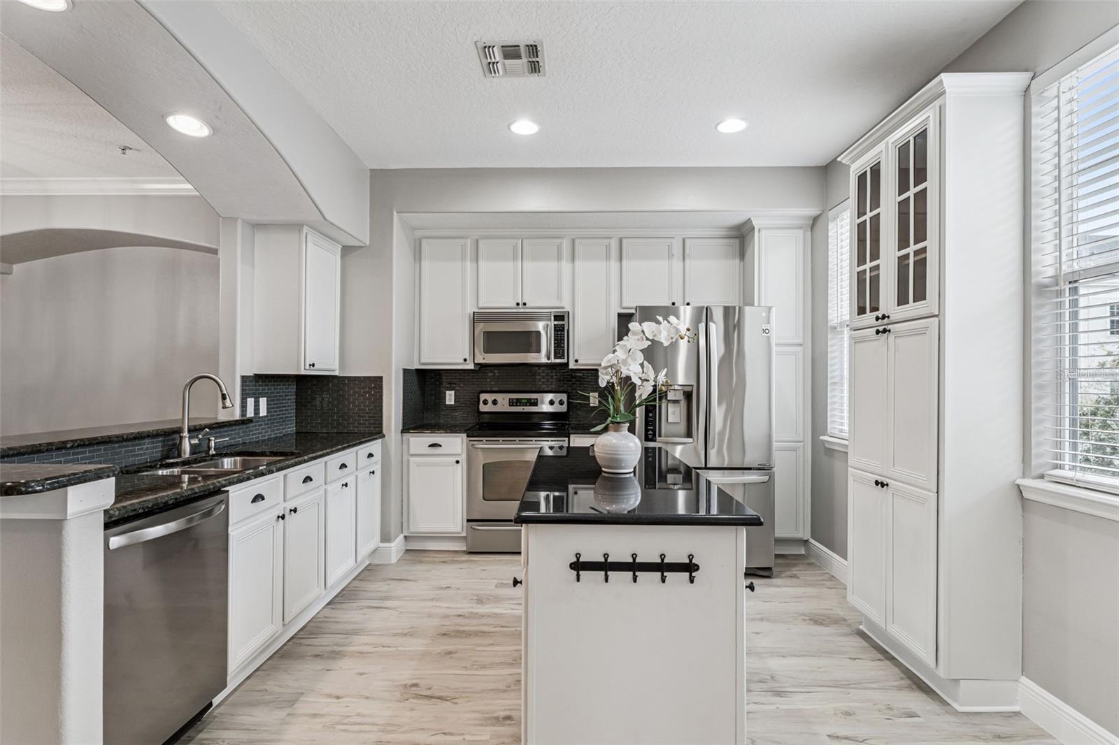 Image 12 of 68 For 4571 Virginia Drive