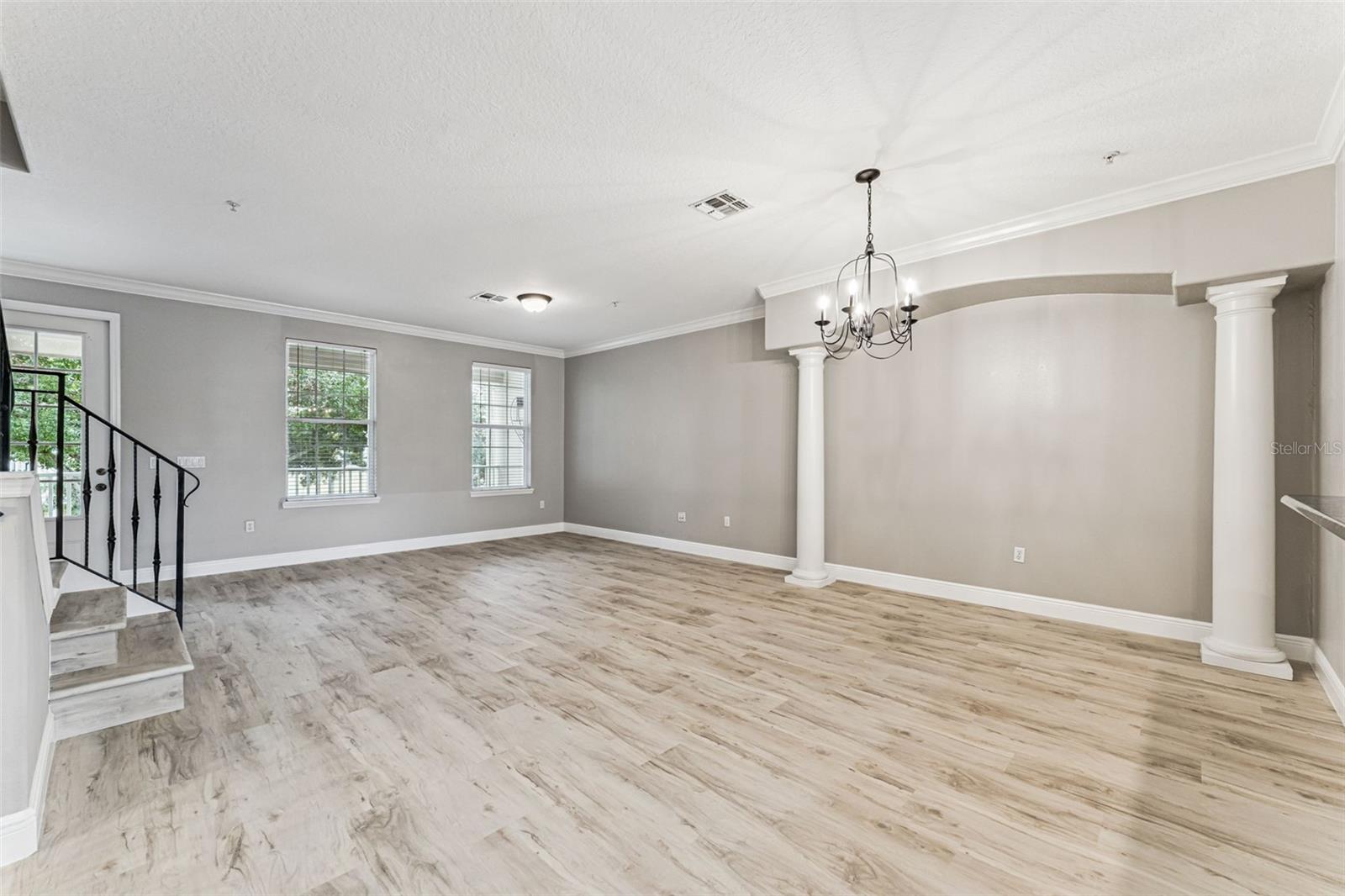 Image 17 of 68 For 4571 Virginia Drive