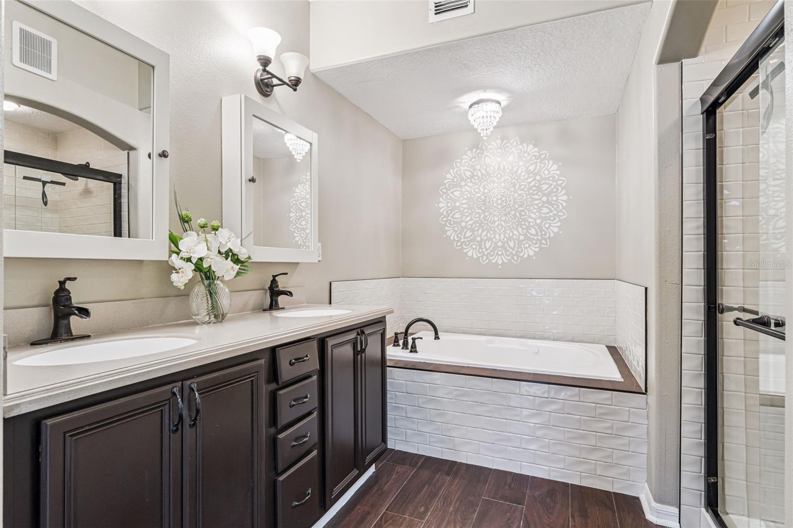 Image 27 of 68 For 4571 Virginia Drive