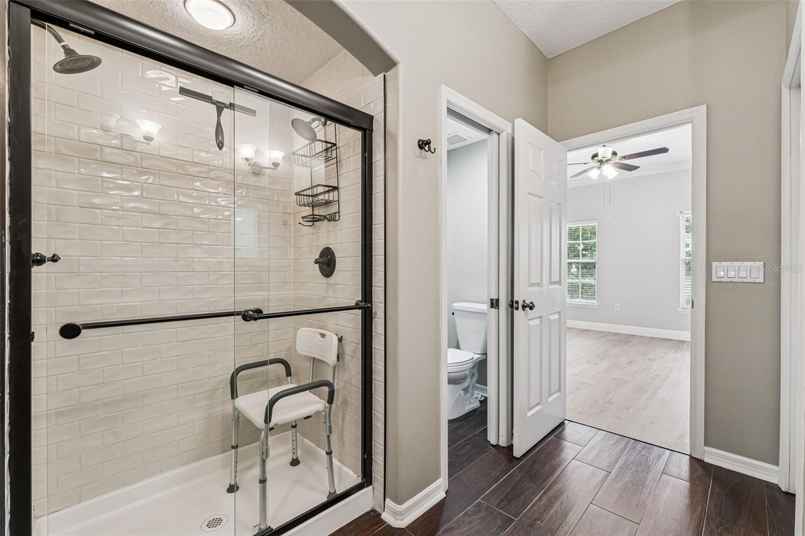 Image 28 of 68 For 4571 Virginia Drive