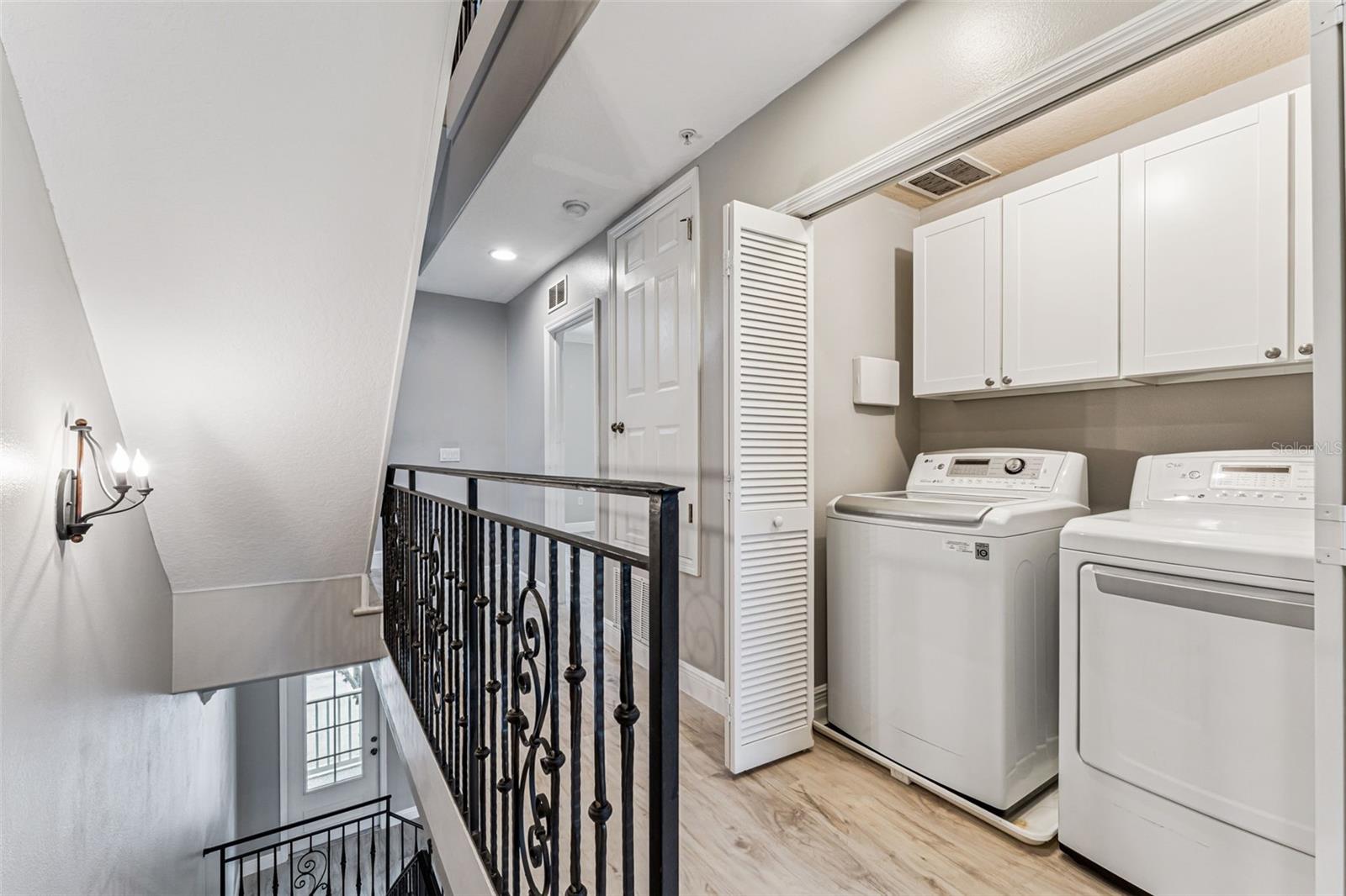 Image 29 of 68 For 4571 Virginia Drive