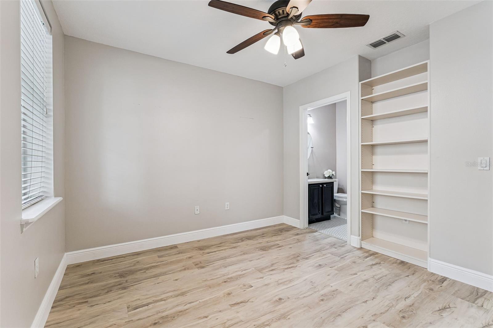 Image 34 of 68 For 4571 Virginia Drive