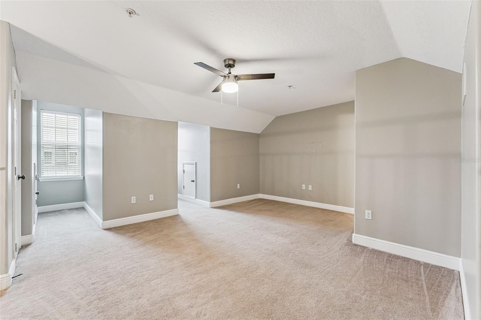 Image 39 of 68 For 4571 Virginia Drive