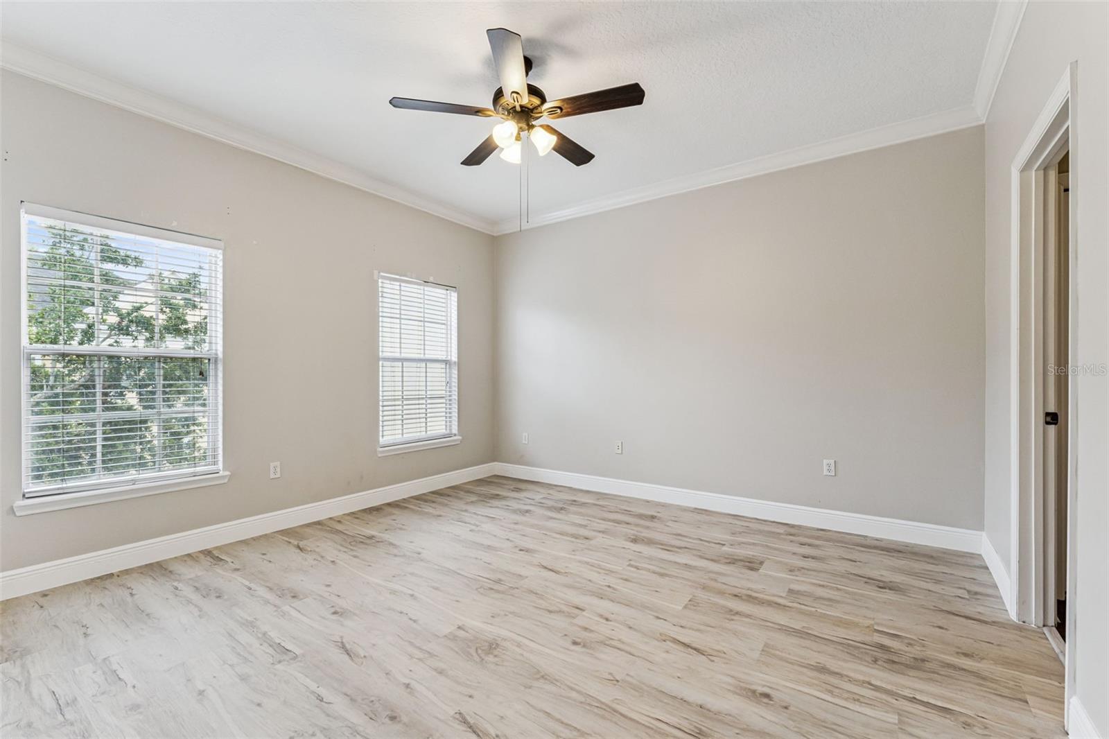 Image 40 of 68 For 4571 Virginia Drive