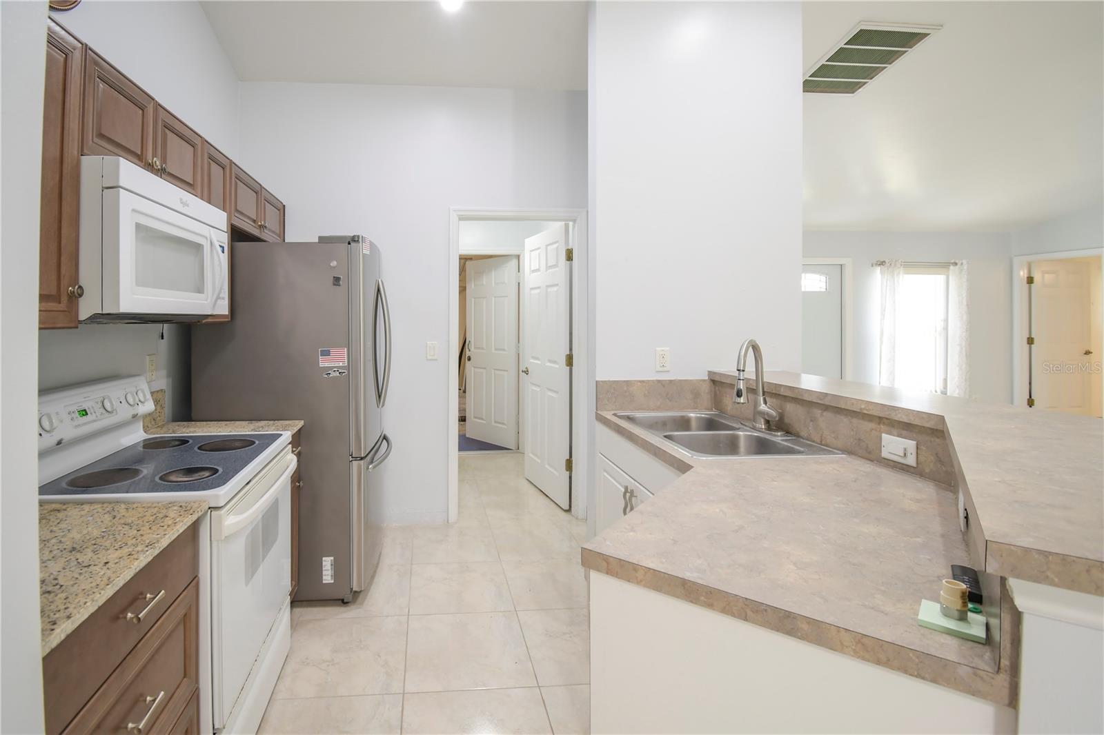 Image 8 of 26 For 4913 Cromey Road