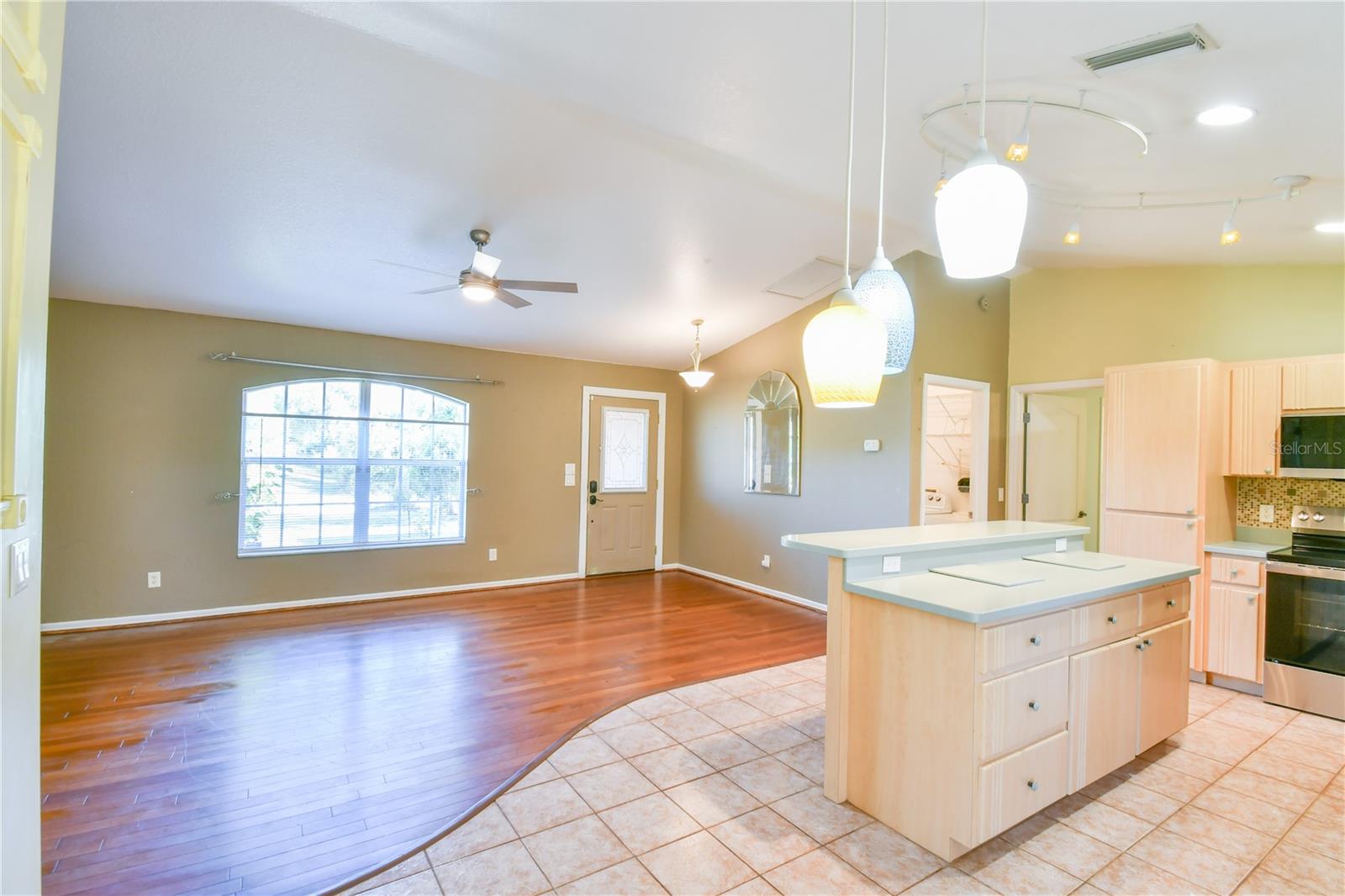 Image 12 of 29 For 2731 Verde Terrace