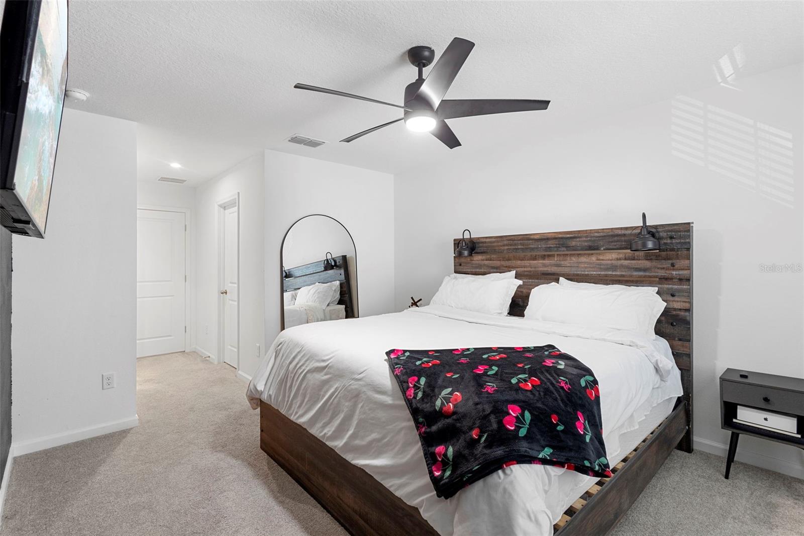 Image 14 of 26 For 866 Spring Palms Loop