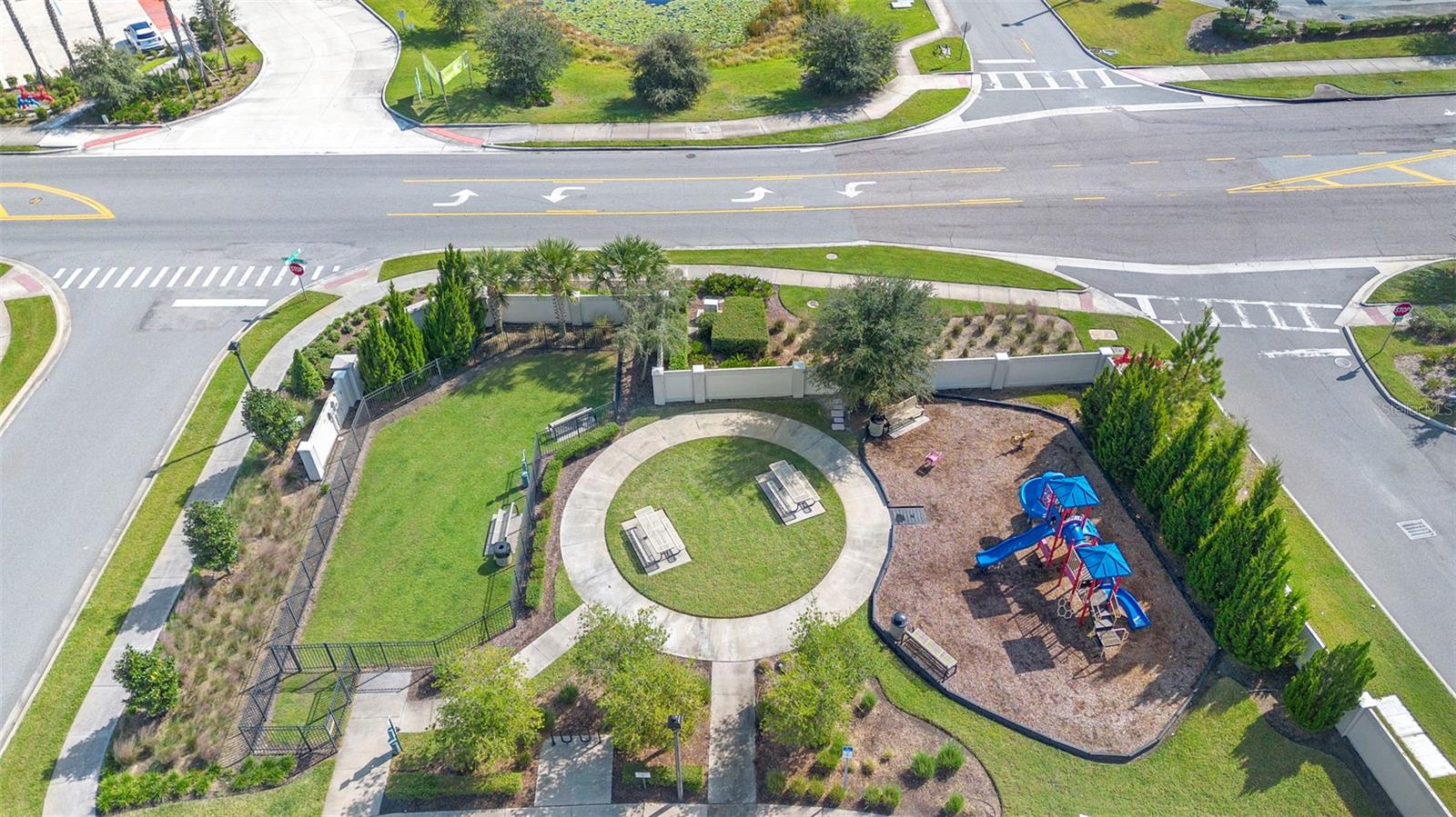 Image 25 of 26 For 866 Spring Palms Loop