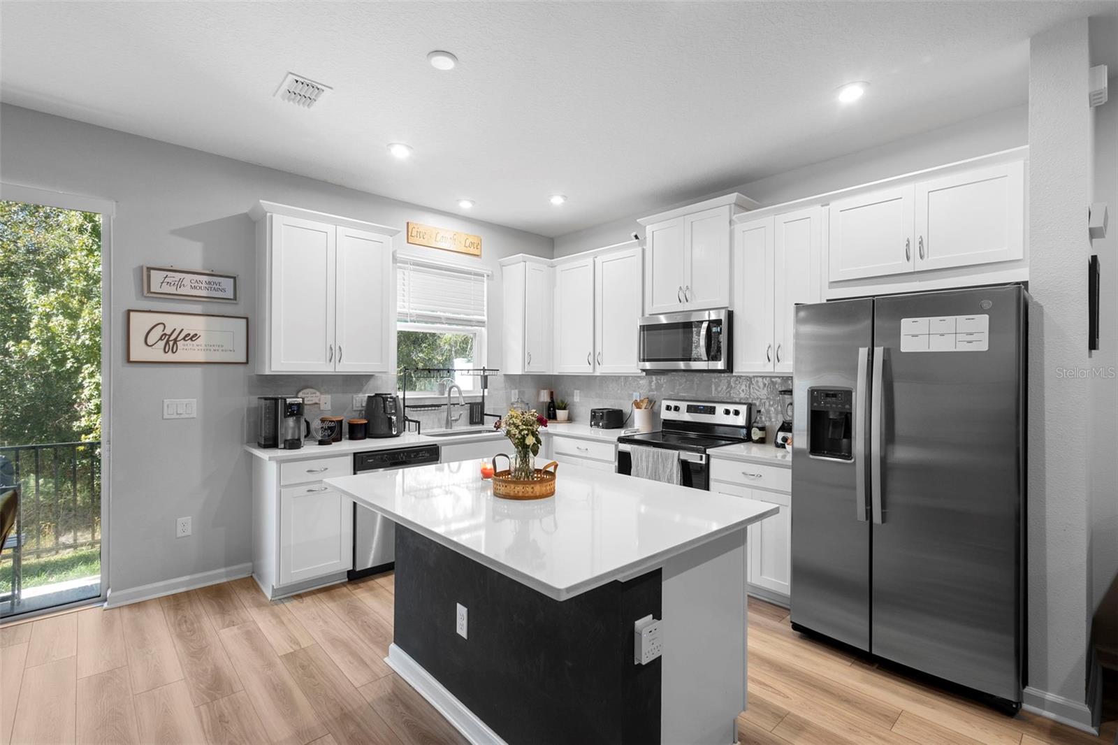 Image 4 of 26 For 866 Spring Palms Loop