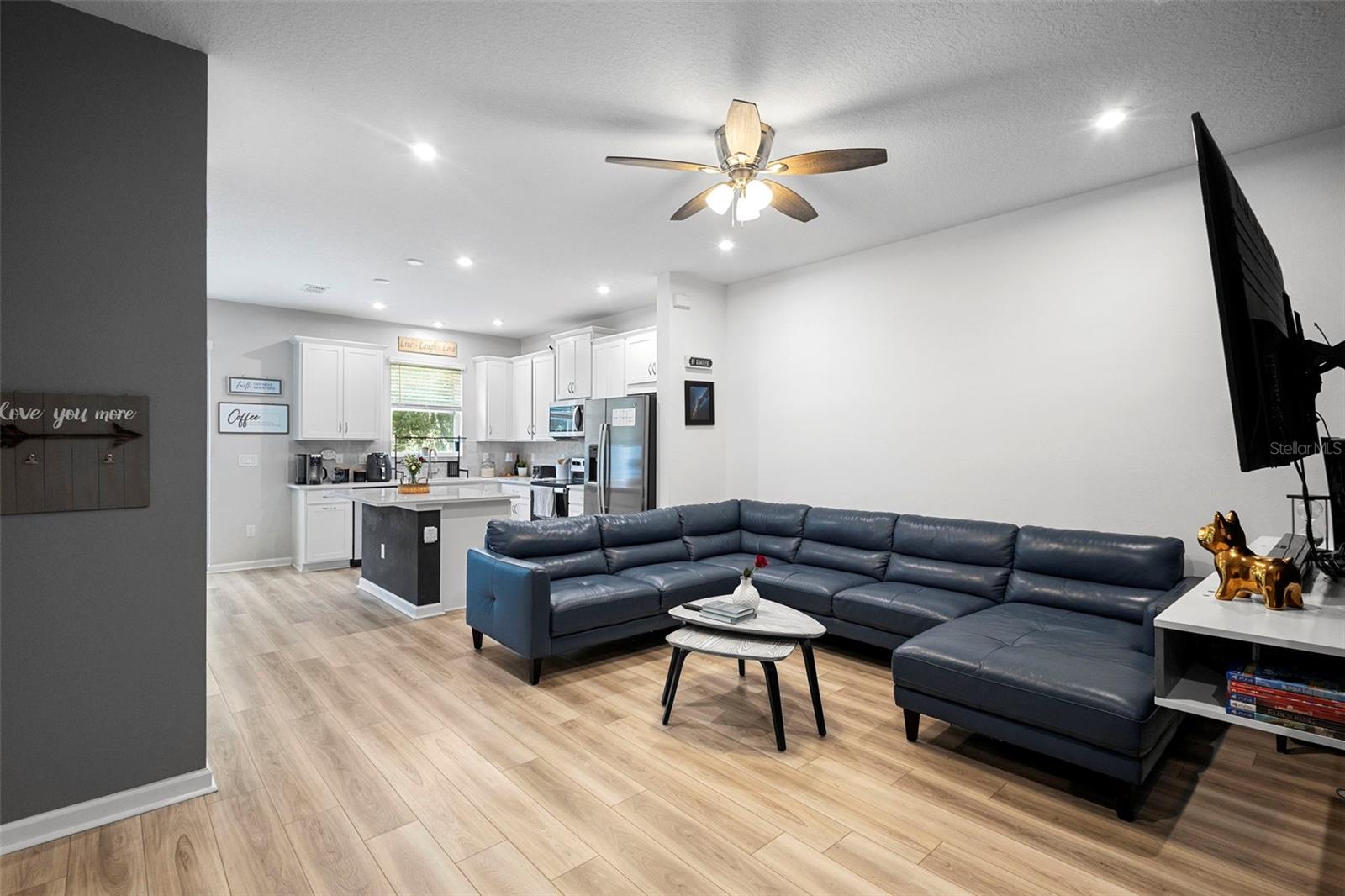 Image 9 of 26 For 866 Spring Palms Loop