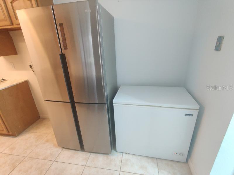 Image 5 of 12 For 1600 Big Tree Road D2