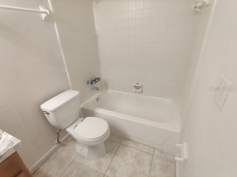 Image 9 of 12 For 1600 Big Tree Road D2