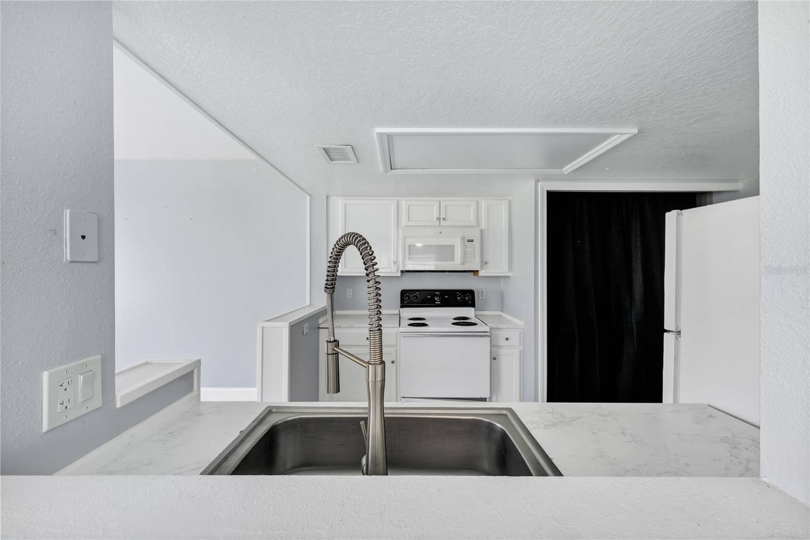 Image 23 of 41 For 205 Coconut Palm Way