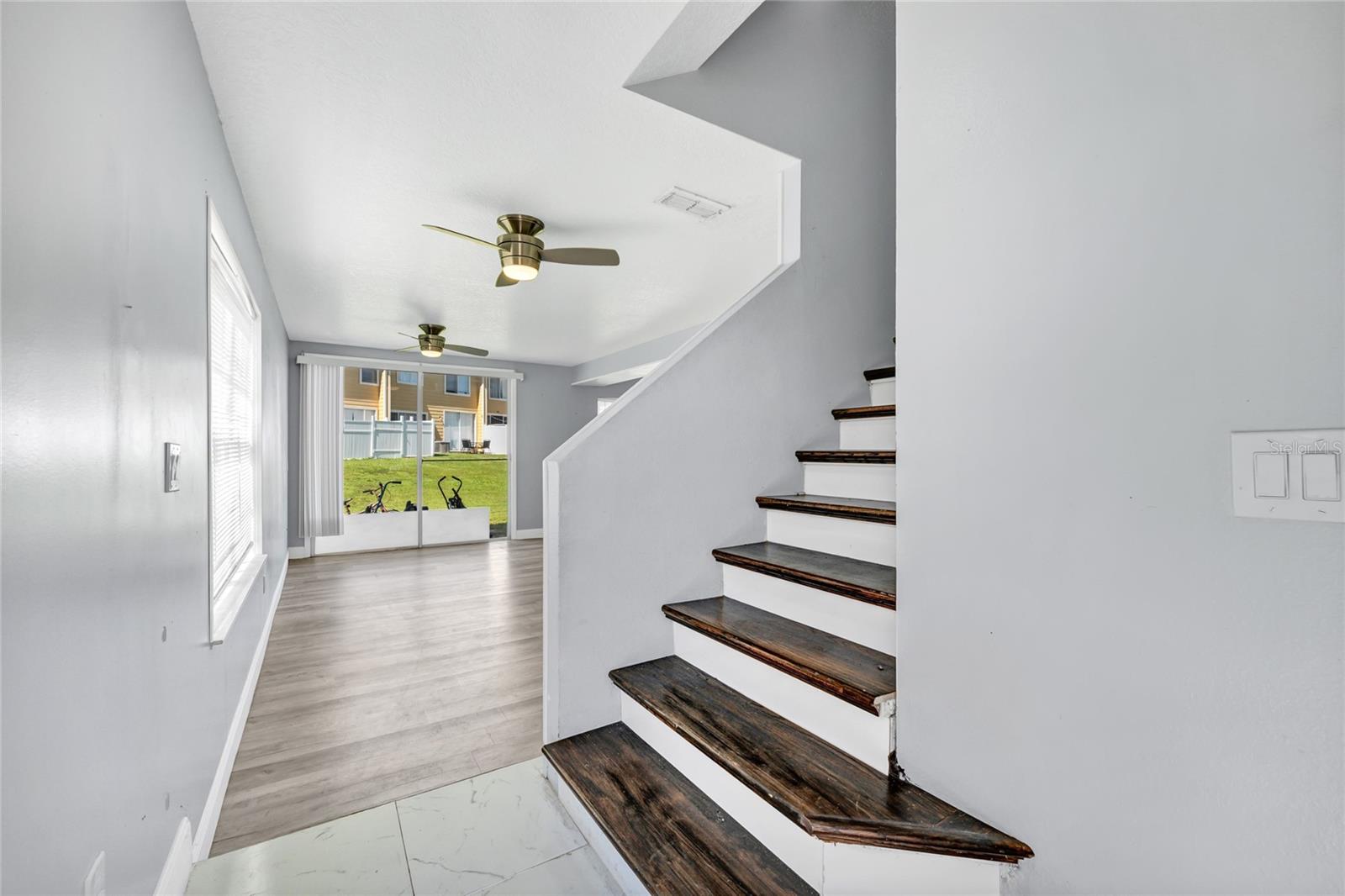 Image 27 of 41 For 205 Coconut Palm Way