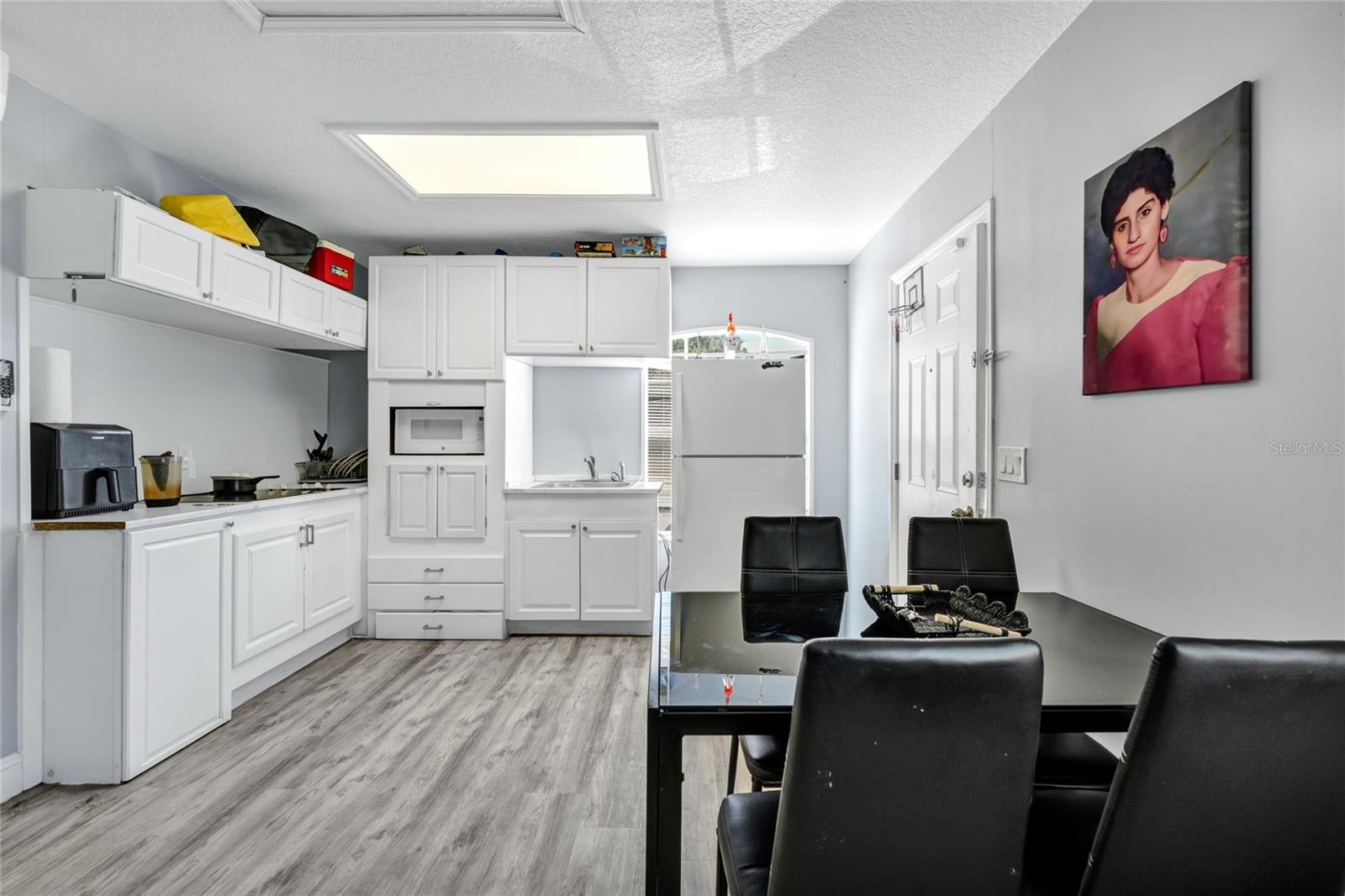 Image 7 of 41 For 205 Coconut Palm Way