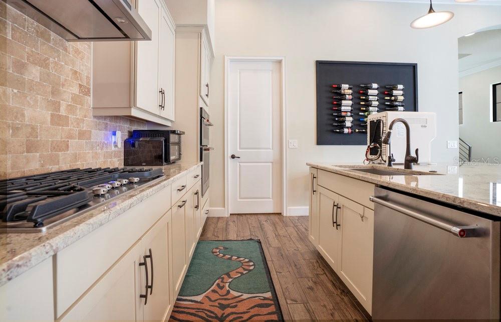 Image 13 of 73 For 8394 Via Vittoria Way