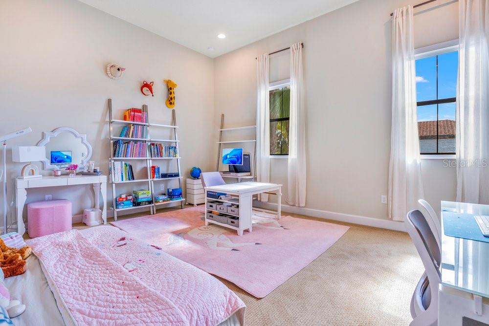 Image 46 of 73 For 8394 Via Vittoria Way