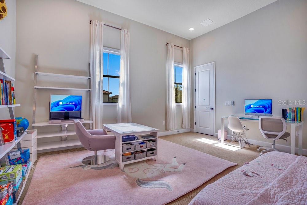 Image 49 of 73 For 8394 Via Vittoria Way