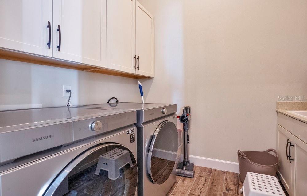 Image 51 of 73 For 8394 Via Vittoria Way