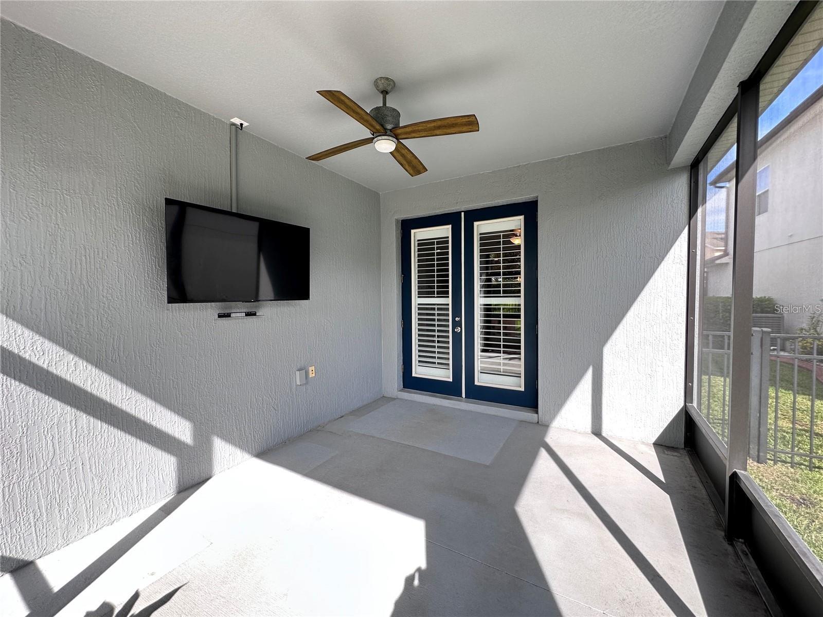 Image 22 of 32 For 567 Gunston Court