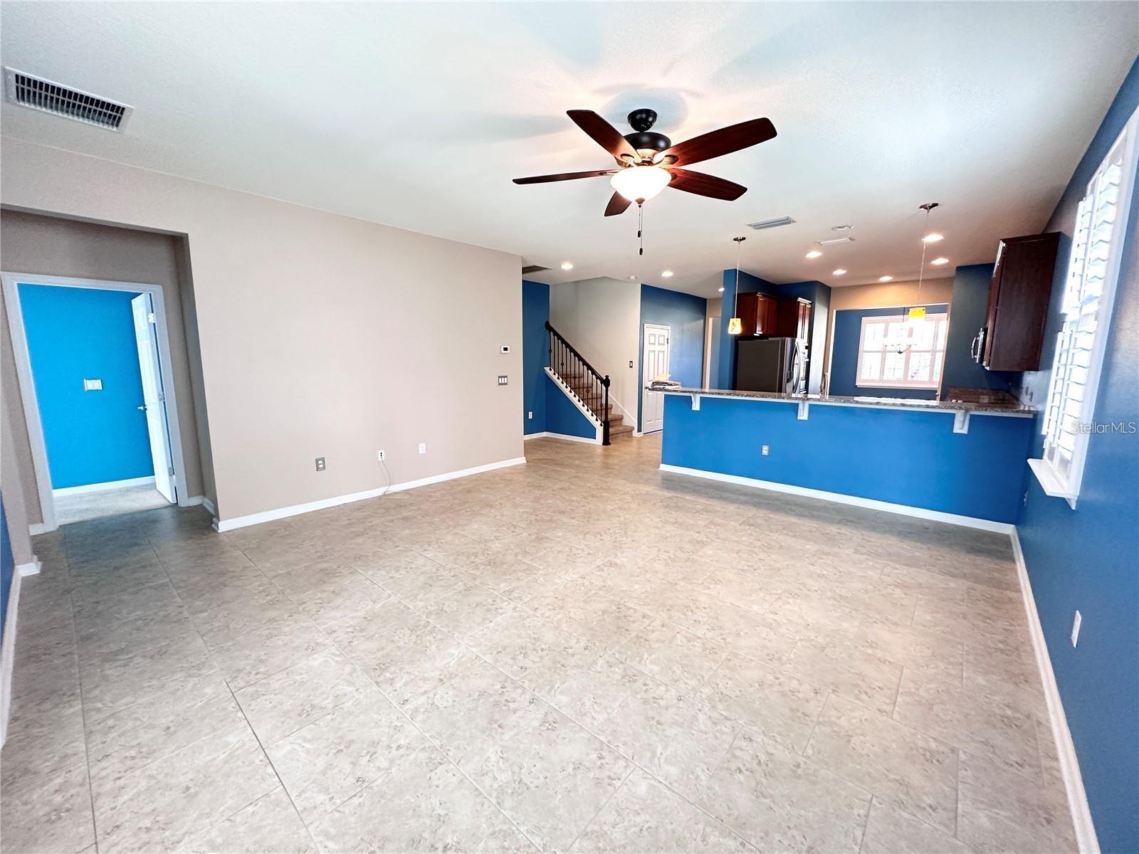 Image 6 of 32 For 567 Gunston Court