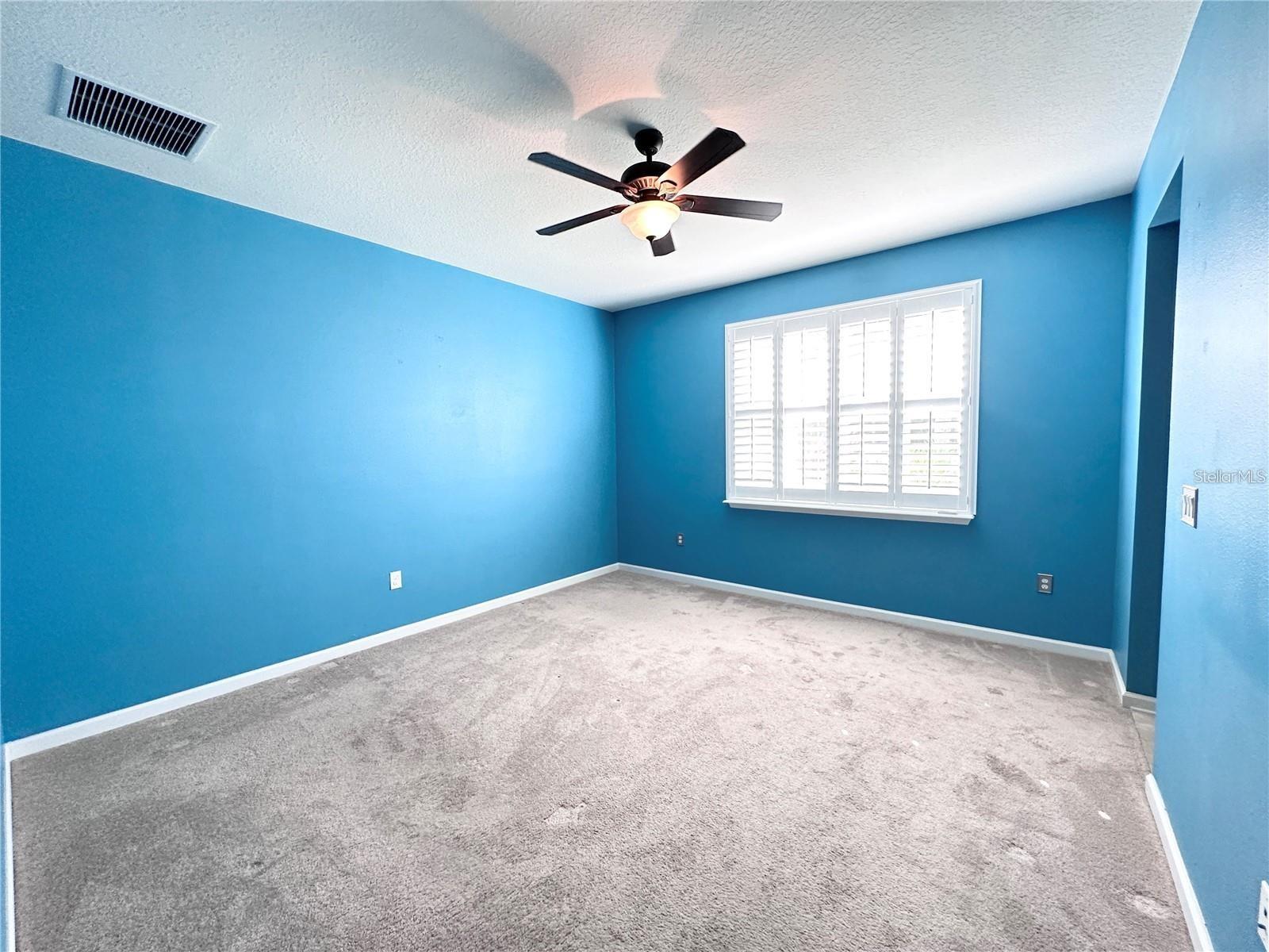 Image 7 of 32 For 567 Gunston Court